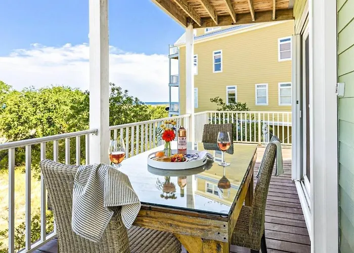 Salty Seashell By Youngs Suncoast Holiday home *