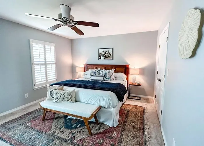 Salty Seashell By Youngs Suncoast Holiday home *