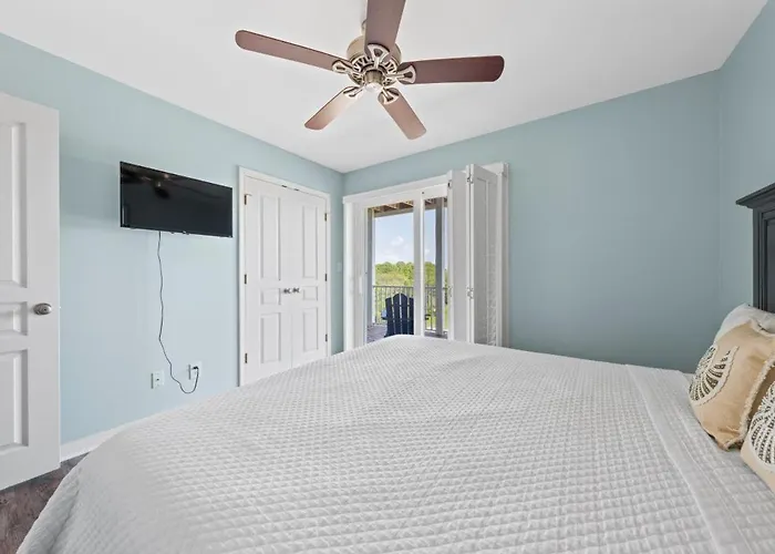 Salty Seashell By Youngs Suncoast * Gulf Shores