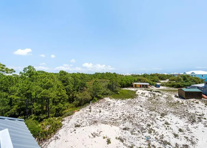 Salty Seashell By Youngs Suncoast Holiday home *
