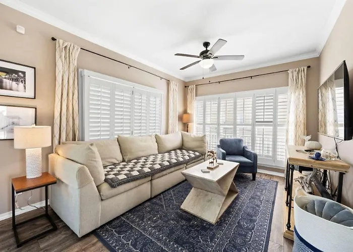 Salty Seashell By Youngs Suncoast Holiday home