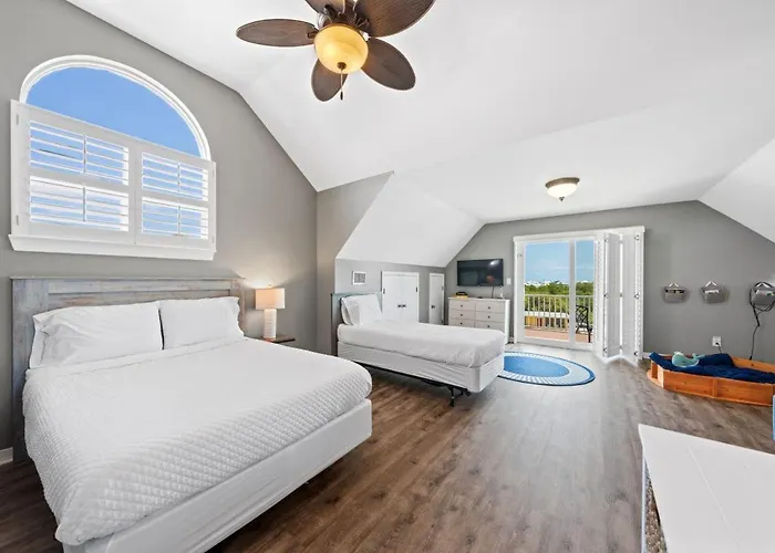 Salty Seashell By Youngs Suncoast Holiday home