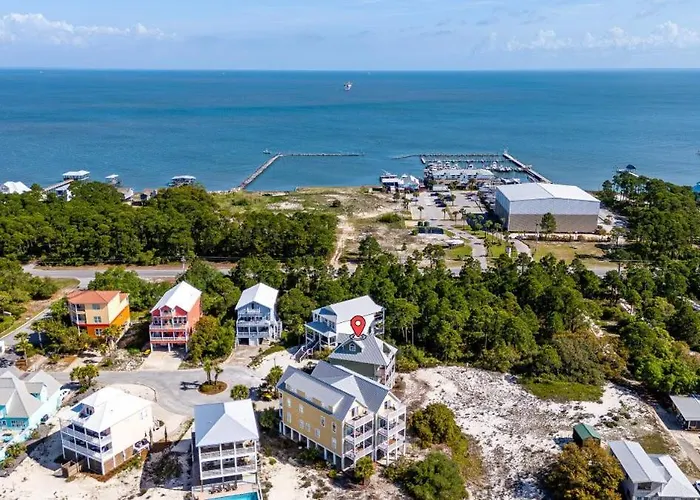 Salty Seashell By Youngs Suncoast Holiday home