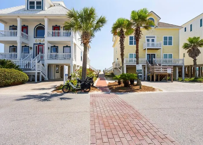 Salty Seashell By Youngs Suncoast Holiday home